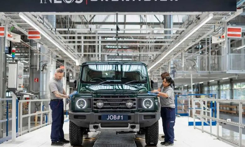 Фото - Компания Ineos начала производство реинкарнации классического Land Rover Defender