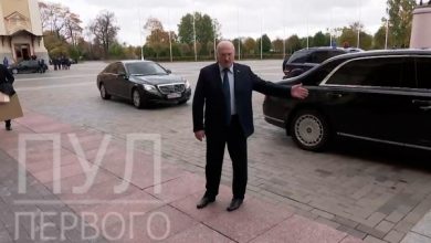 Фото - Лукашенко проехал на автомобиле Aurus перед саммитом стран СНГ